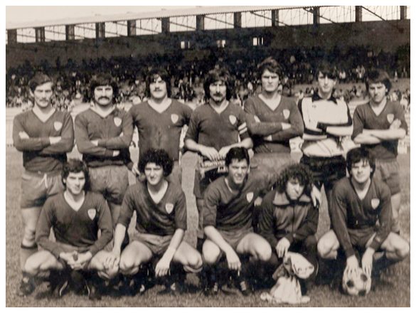 Sete canteiráns no primeiro equipo