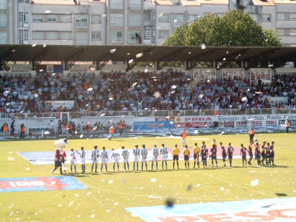 O ascenso · 2004