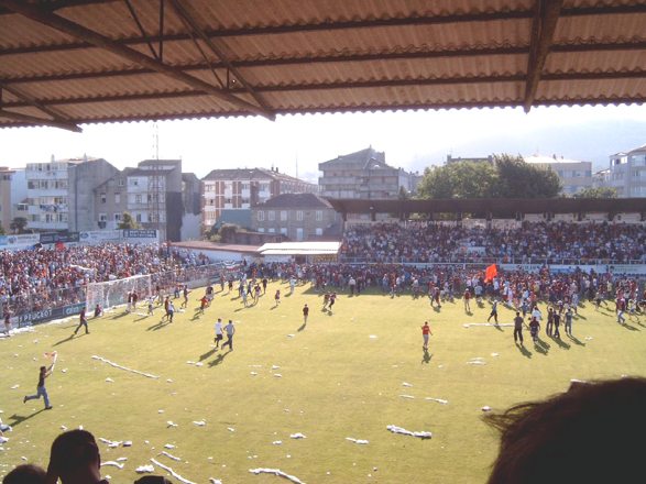 O ascenso · 2004